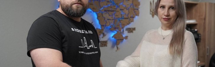"Сталевий фронт" Ахметова забезпечив "Азову" технікою для польового госпіталю
