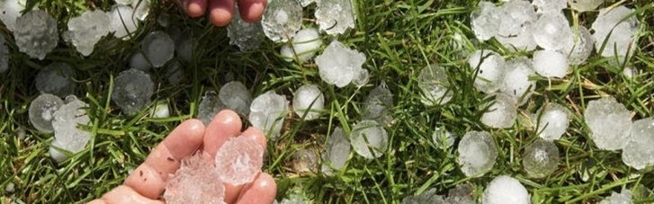 Погода в Україні 19 травня: центр та південь накриють гради зі шквалами (КАРТА)