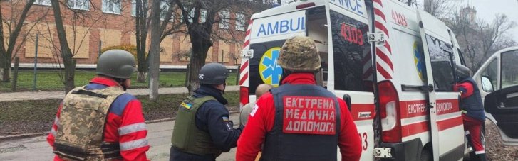 Внаслідок удару "Іскандером" у Кривому Розі збільшилася кількість травмованих (ФОТО) (ОНОВЛЕНО)