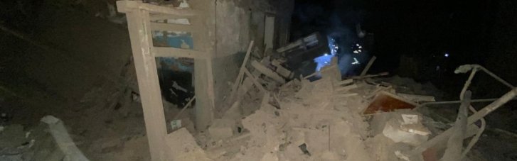 Рашисти вдарили по Краматорську: З-під завалів дістали тіло жінки