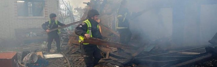 Под вражескими ударами на Черниговщине находились дома, авто и зернохранилище. Известно о 5 раненых
