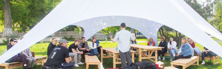 В Киеве на базе КНУБА прошел первый в Украине "День открытой дискуссии с ветеранами"