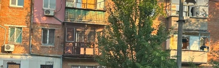 От обстрелов на Днепропетровщине пострадали больница, магазин и спортзал (ФОТО)