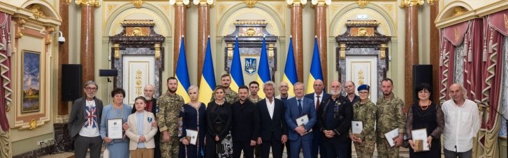 Зеленський вручив видатним українцям держнагороду "Національна легенда України" (СПИСОК)