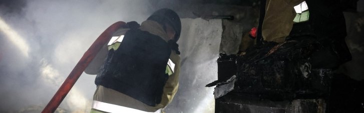 Дроновый удар вызвал пожар в Николаеве, пострадали три человека (ФОТО)