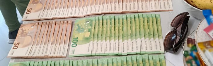 На Хмельниччині затримали "продавців" військових посад (ФОТО)