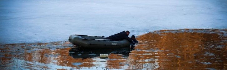 В Харькове дети провалились под лед: есть погибшие