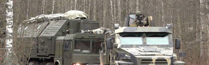 У РФ заявили, що вночі атакували Україну "Орєшніком"