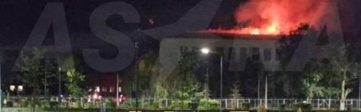 На Росії горить військова частина поблизу аеродрому стратегічної авіації