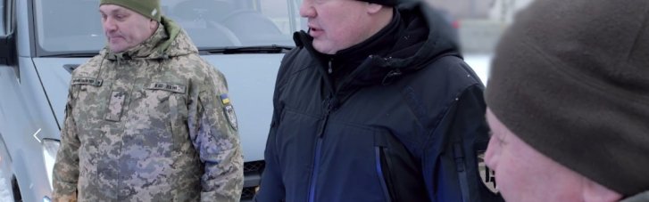 Бойцы 20 армейского корпуса получили машину скорой помощи от волонтеров Украинской команды, — Палатный