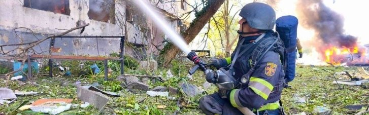 У Павлограді - приліт КАБ по житловій багатоповерхівці. Двоє загиблих та щонайменше 8 поранених