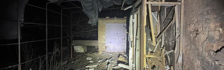 Российскими обстрелами побило дома, авто и энергосети на Днепропетровщине (ФОТО)
