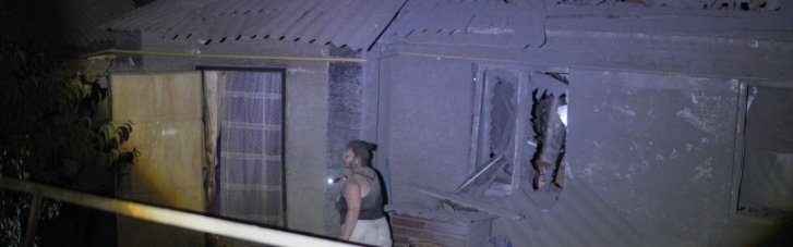 От удара по Запорожью пострадали три человека, поврежден дом (ФОТО)