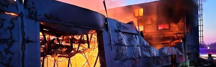 Теракт в Чехии: подожгли военный завод, производивший дроны и для Украины