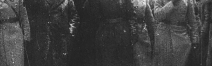 Молебен, парад и пир. Как Киев в метель Директорию встречал