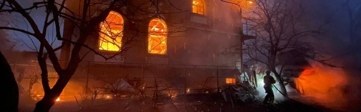 Последствия комбинированной ночной атаки на столицу устраняют спасатели (ФОТО)