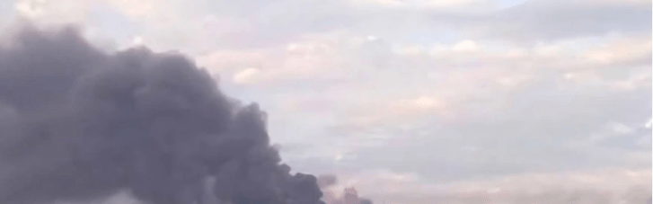 В соцсетях показали пожар на НПЗ в Сызрани