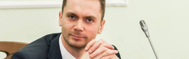 "Не ваша справа", - виконавчий директор DEJURE Михайло Жернаков відмовився  відповідати на питання Тимчасової слідчої комісії ВРУ