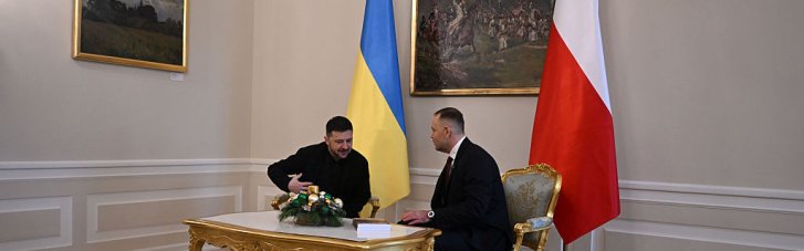 "Бандеровский флаг ограничивает европейские амбиции": Навроцкий о разговоре с Зеленским