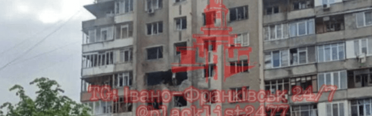 Росіяни вдарили по багатоповерхівці в Івано-Франківську: є постраждалі (ВІДЕО)