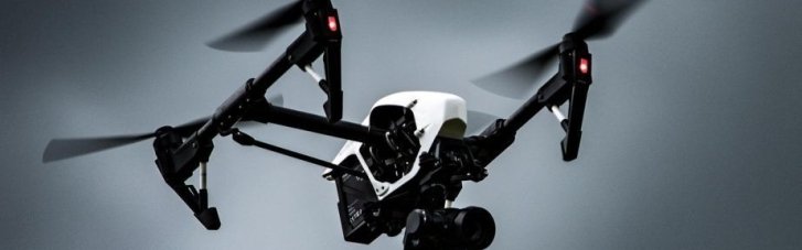 Росіяни вдарили дроном по службовому авто поліції на Запоріжжі: Поранені троє правоохоронців