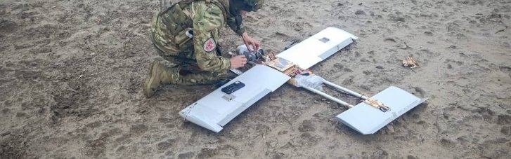 В поле в Сумской области обнаружили вражеский БпЛА. Его обезвредили взрывотехники