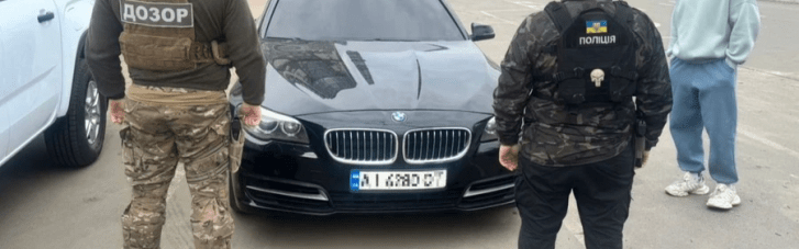 Правоохоронці викрили схему вивезення десятків чоловіків за кордон через систему "Шлях" (ФОТО)