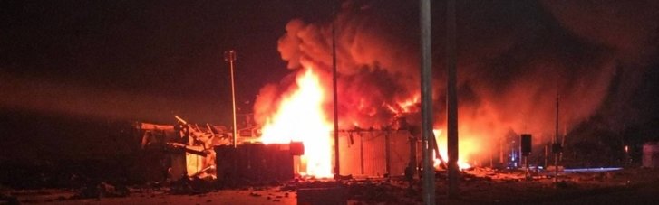 Оккупанты атаковали 5 АЗС на Днепропетровщине, возникли пожары (ФОТО)