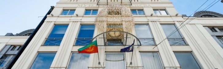 5000 птиц надежды: В Киеве открыли артинсталляцию бельгийского дизайнера