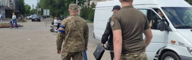 СБУ затримала двох зловмисників, які вчинили теракт на Львівщині, поранивши військовослужбовця