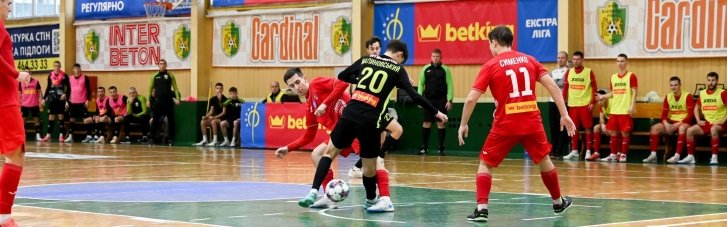 Шостий тур betking Екстра-ліги: яскраві матчі, голи та інтрига на паркеті