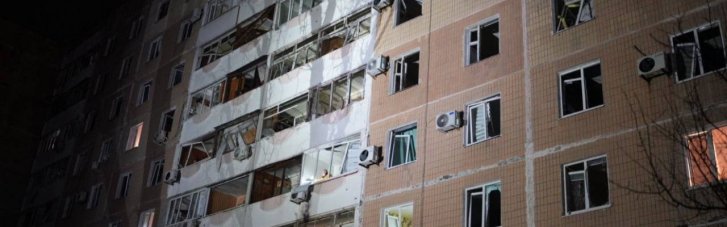 Россияне ударили по многоэтажке в Запорожье, есть пострадавший (ФОТО, ВИДЕО)