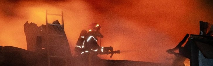 Росіяни вночі кілька разів вдарили по Хмельницькому. Відомо про влучання в підприємство