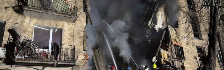 В жилом доме разбит подъезд: в Харькове три человека погибли из-за атаки "Бандеролей" (ФОТО, ВИДЕО)