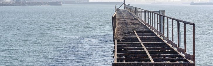 Российские дроны атаковали гражданские суда в акватории Черного моря: Кулеба рассказал о последствиях