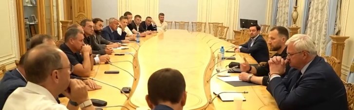 Говорили более 5 часов, утром продолжили: в ВРУ проходят встречи с кандидатами на должности министров (ВИДЕО)
