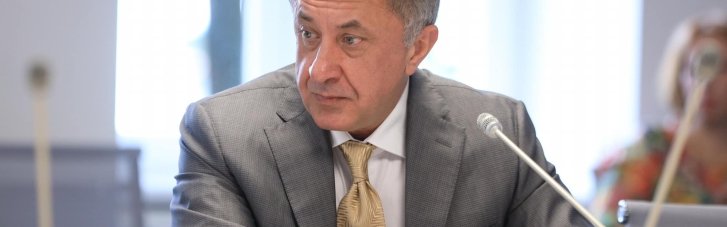 На фінансовому допінгу. Як НБУ веде Україну до керованої бідності
