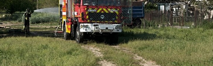 Вражеские дроны атаковали пожарных во время тушения пожара в Запорожье