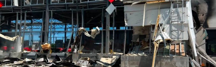 Удар по терміналу пошти під Харковом: кількість жертв зросла, з'явилися нові деталі