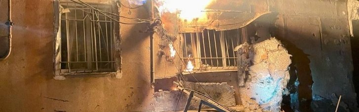 Ночью россияне ударили по Днепру: вспыхнула многоэтажка, среди раненых беременная