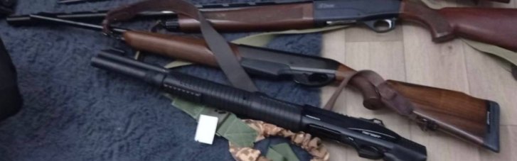 Требовали 200 тыс. грн надуманного долга и угрожали расправиться с ребенком предпринимателей: В Винницкой области задержали рэкетиров