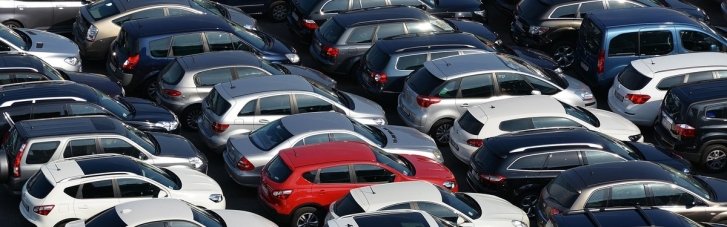 За місяць українці ввезли з-за кордону 17 тис. вживаних легковиків: 10 найпопулярніших моделей