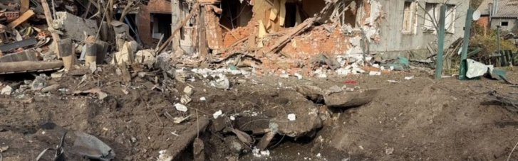 Россияне нанесли ракетный удар по Изюму: повреждены более 20 домов, часть города без света
