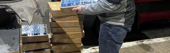 На кордоні вилучили майже 15 тисяч літій-іонних акумуляторів без декларування (ФОТО)