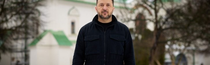 "Рівно чотири роки, як Путін бере Київ за три дні": Зеленський звернувся до українців у річницю вторгнення (ВІДЕО)