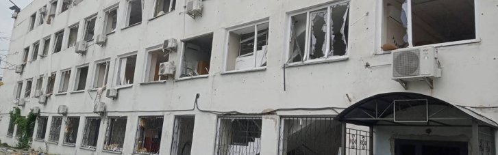 Баллистическая атака на Киев: разрушен офис ДТЭК (ФОТО)