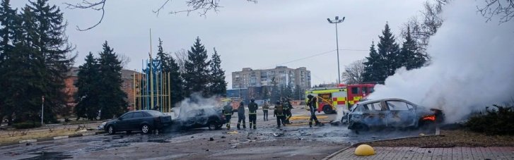 Окупанти вдарили по Нікополю. Спалахнули пожежі