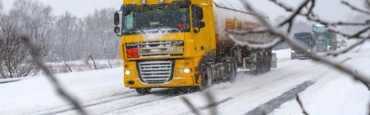 Движение грузовиков на границе с Румынией временно ограничили из-за непогоды