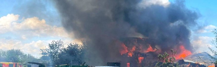 Росіяни атакували Чернігівщину. Пошкоджені будинки та навчальний заклад