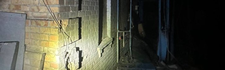 В результате обстрелов на Днепропетровщине поврежден газопровод, дома и автомобили